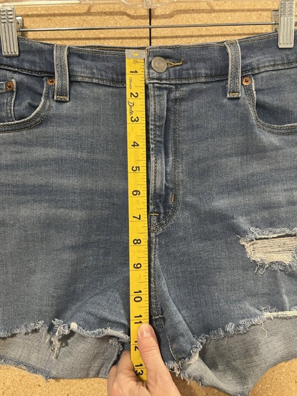 Levi's Women’s High-Rise Denim Shorts size 32 Stretch - Picture 5 of 11